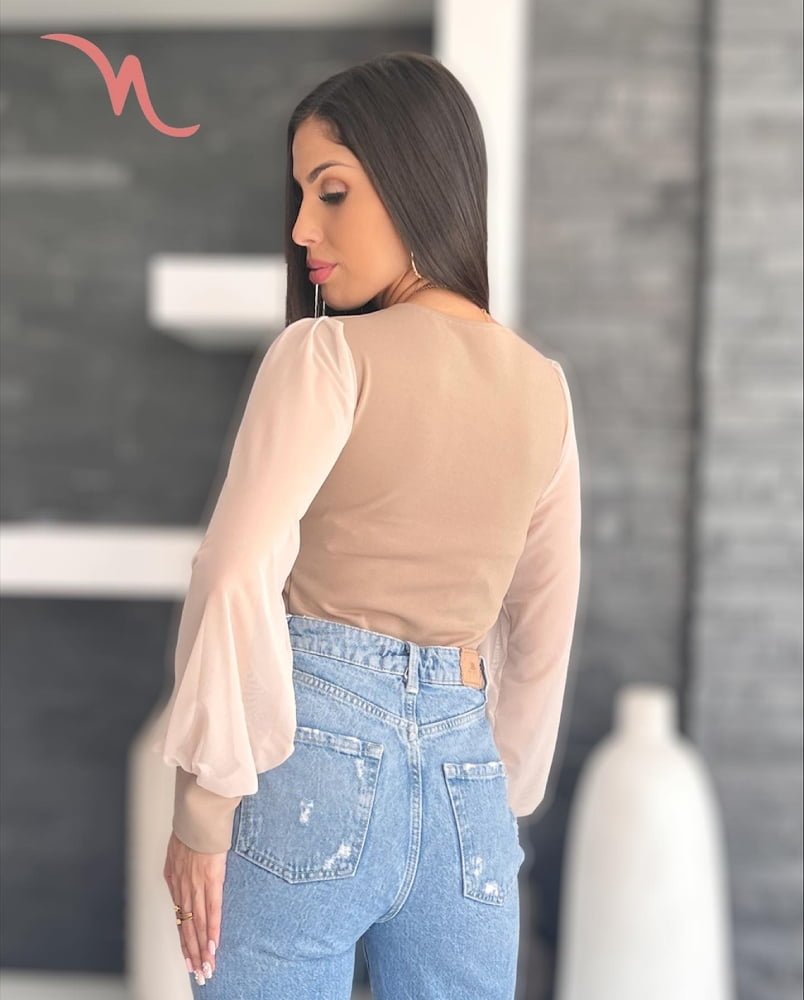 Body Carlotta
