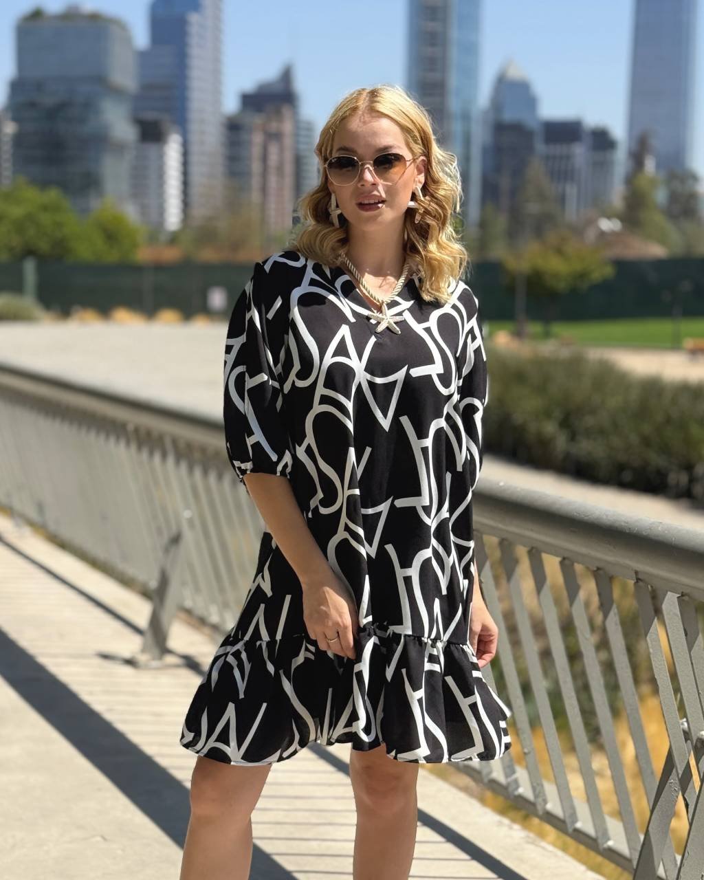 Vestido Abstracto Negro